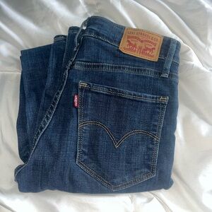 Levi’s 725 Women’s High Rise Bootcut Jeans